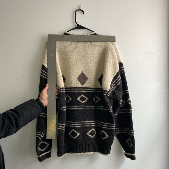 Marshall Field’s Vintage Mens Bulky Winter Sweater Size XL - Picture 3 of 4